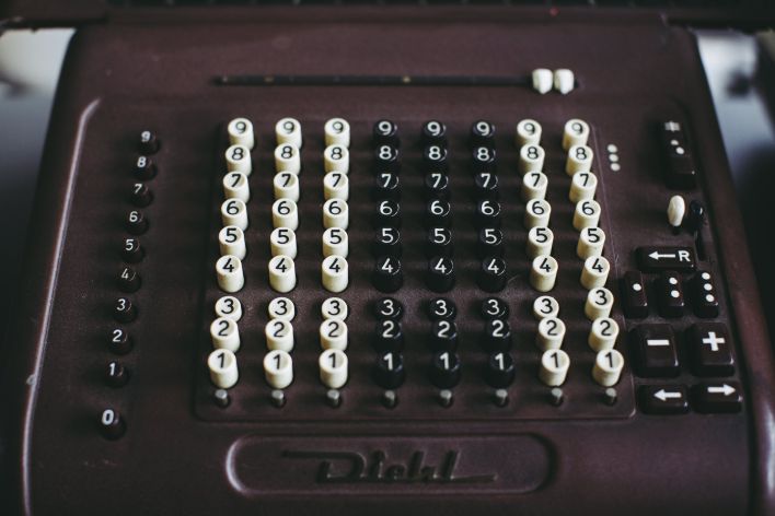 A Mechanical Calculator